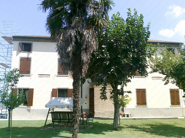 Villa Singola in vendita a Calto