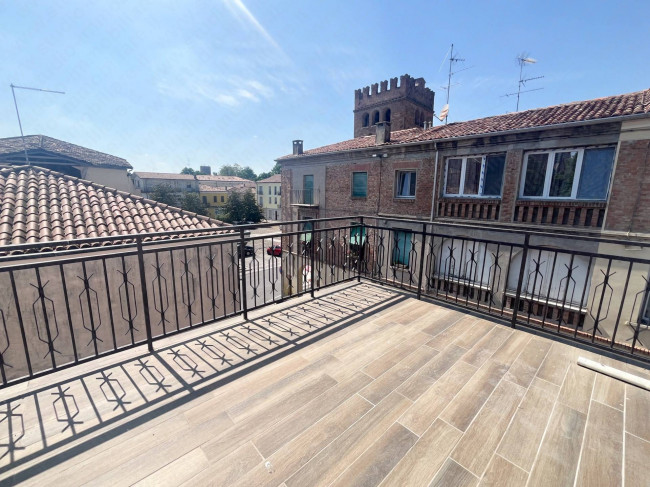 Porzione di fabbricato in vendita a Sermide