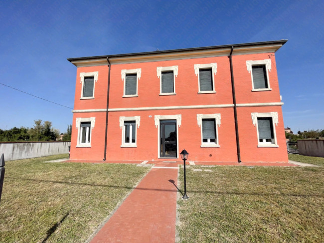 Villa in vendita a Ceneselli