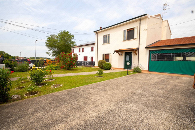 Villetta a schiera in vendita a Bergantino