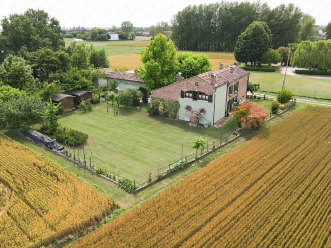 Casa in vendita a Sermide