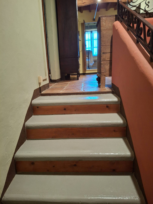 Porzione di fabbricato in vendita a Serravalle a Po