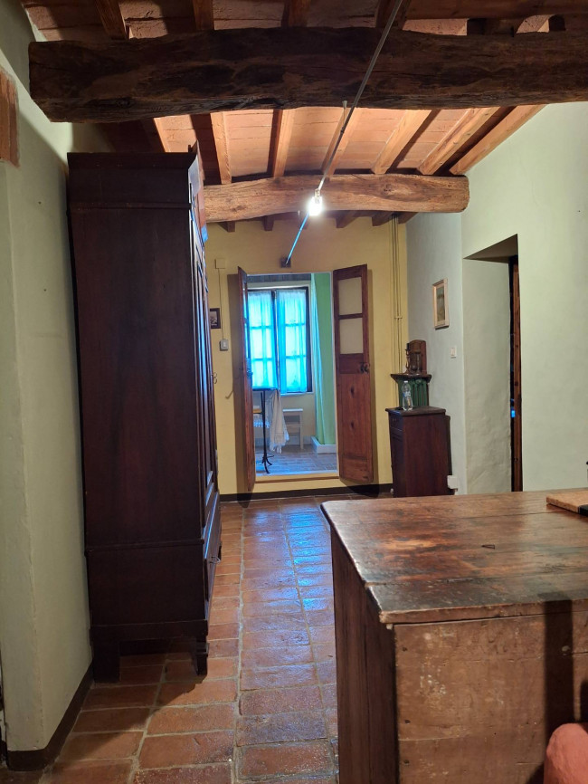 Porzione di fabbricato in vendita a Serravalle a Po
