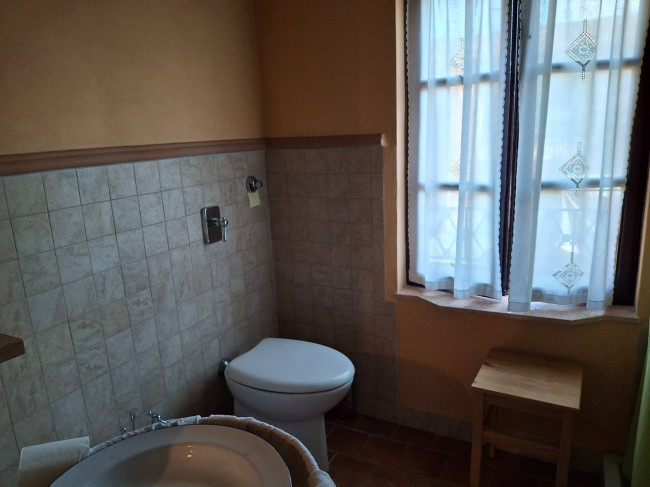 Porzione di fabbricato in vendita a Serravalle a Po