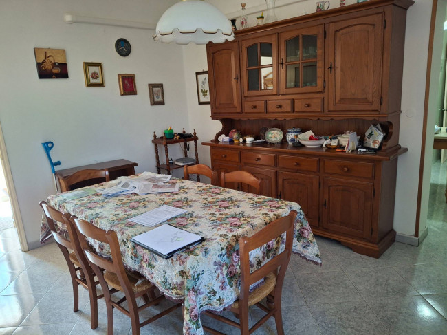 Porzione di fabbricato in vendita a Serravalle a Po
