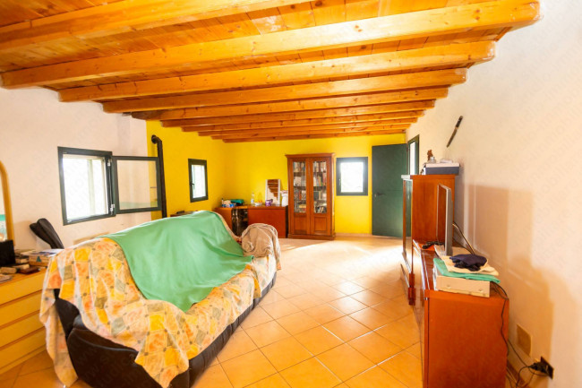 Casa singola in vendita a Melara
