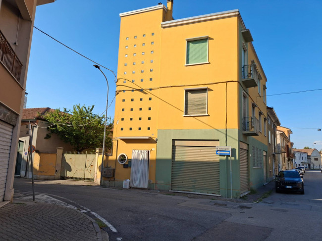 Porzione di fabbricato in vendita a Ostiglia