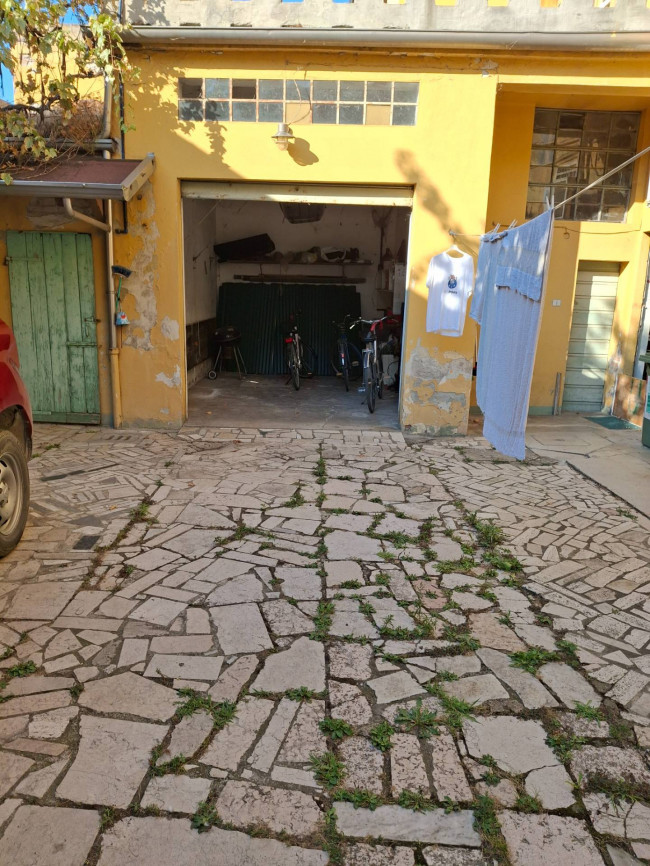 Porzione di fabbricato in vendita a Ostiglia