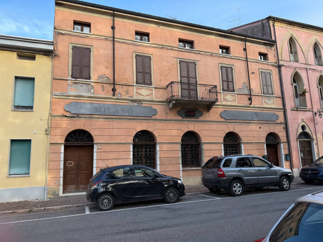 Studio/Ufficio in vendita a Ostiglia