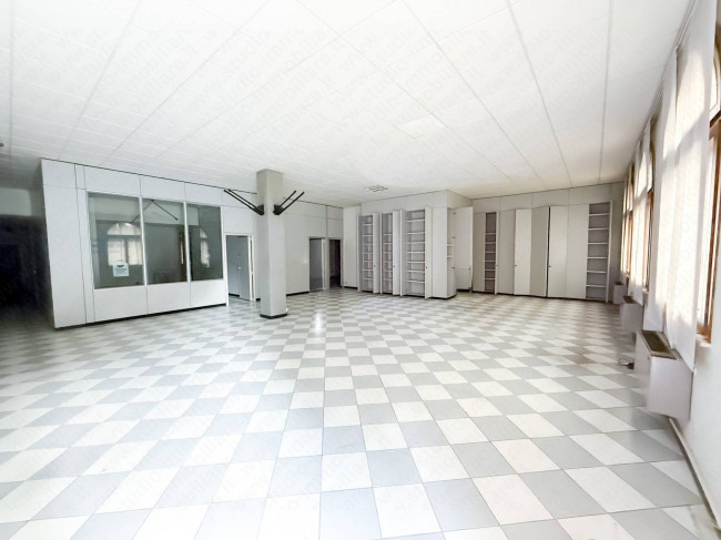 Studio/Ufficio in vendita a Ostiglia