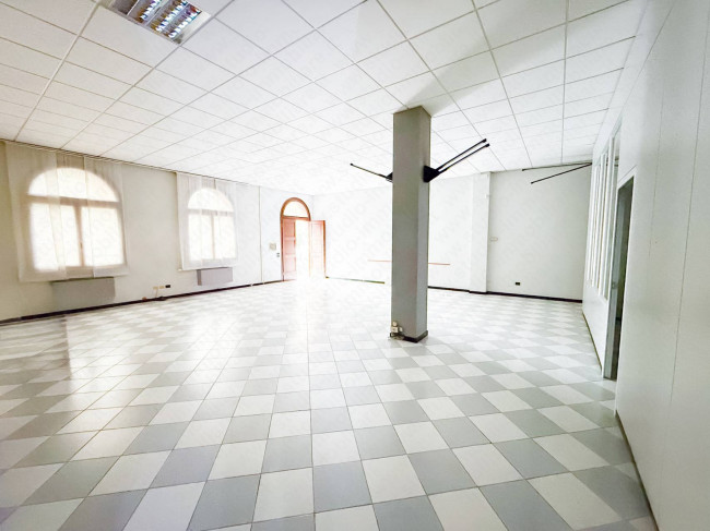 Studio/Ufficio in vendita a Ostiglia