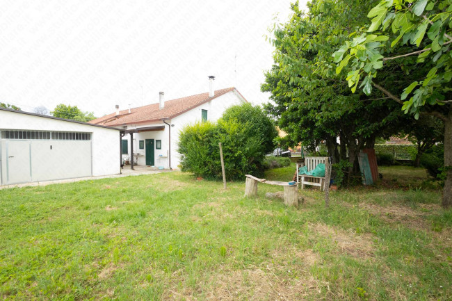 Porzione di fabbricato in vendita a Trecenta