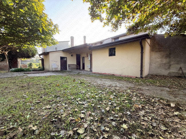 Casa singola in vendita a Bagnolo di Po