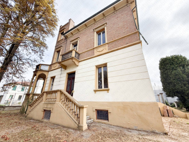 Villa Singola in vendita a Castelmassa