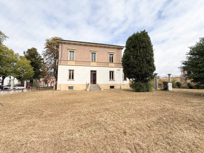 Villa Singola in vendita a Castelmassa