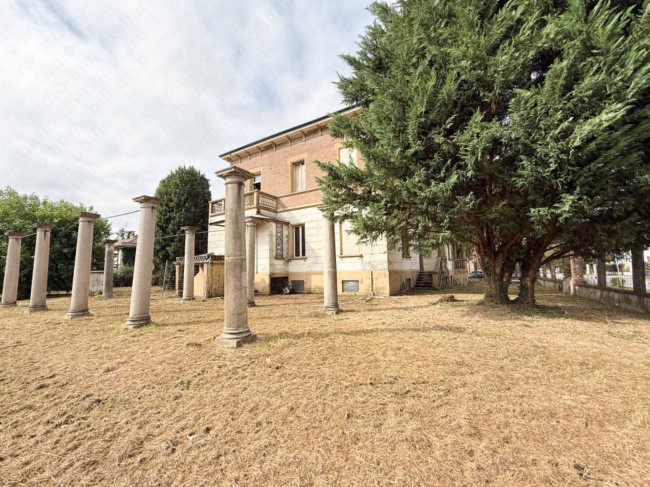 Villa Singola in vendita a Castelmassa