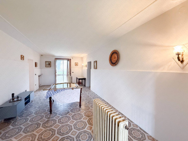 Bifamiliare in affitto a Moglia