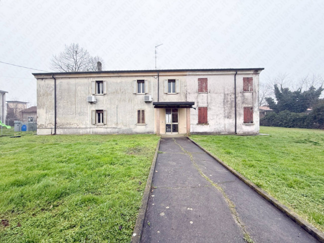 Bifamiliare in affitto a Moglia