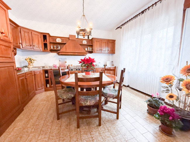 Casa singola in vendita a Giacciano con Baruchella