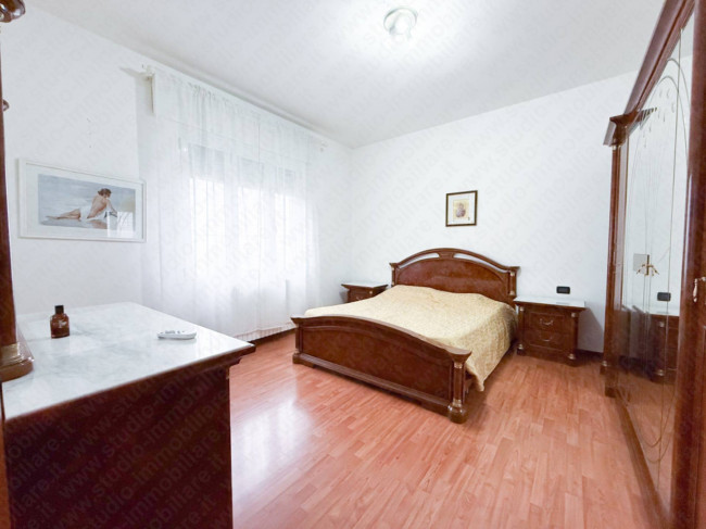 Bifamiliare in vendita a Castelmassa