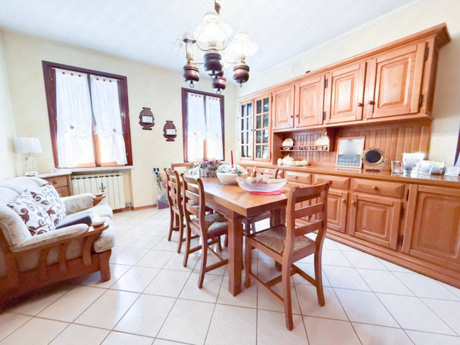 Villa Singola in vendita a Castelmassa