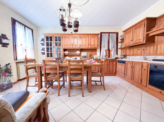 Villa Singola in vendita a Castelmassa