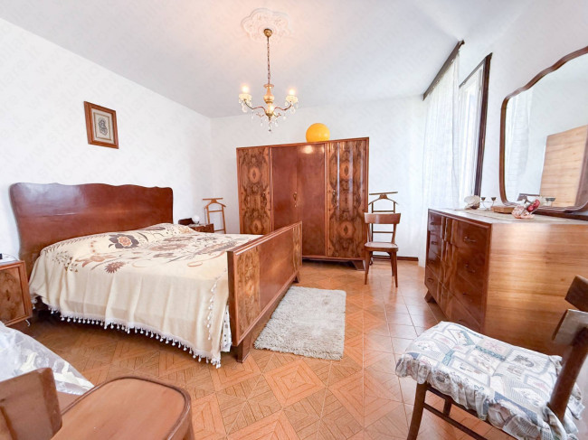 Casa singola in vendita a Castelnovo Bariano