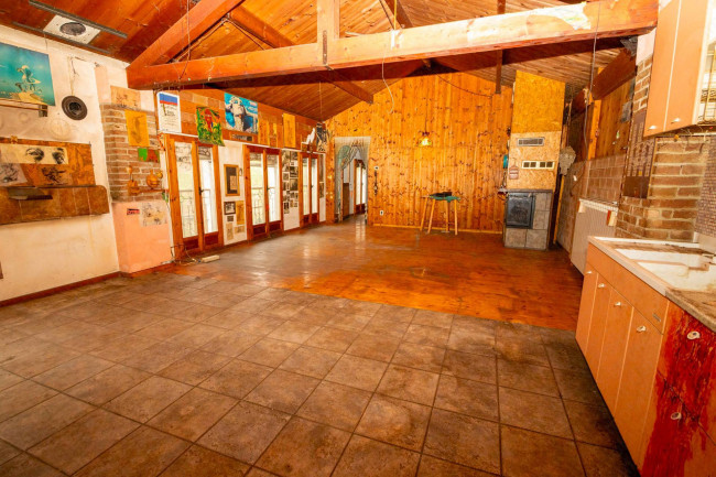 Porzione di fabbricato in vendita a Castelnovo Bariano