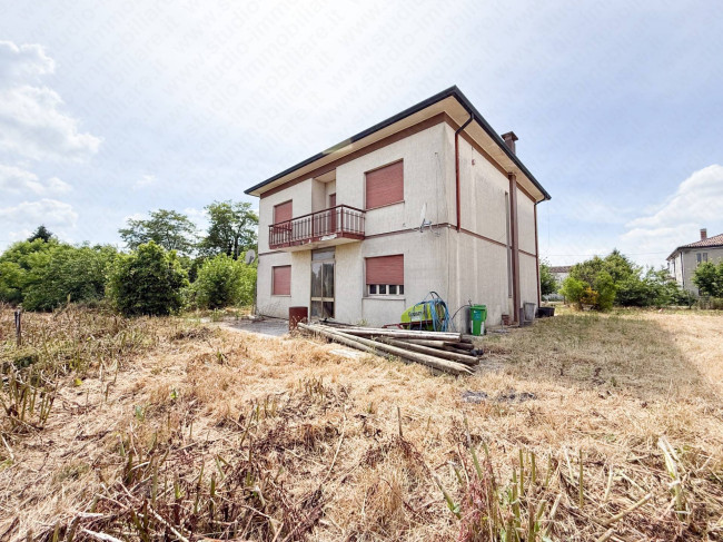 Casa singola in vendita a Castelmassa