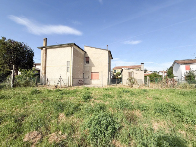 Casa singola in vendita a Ceneselli