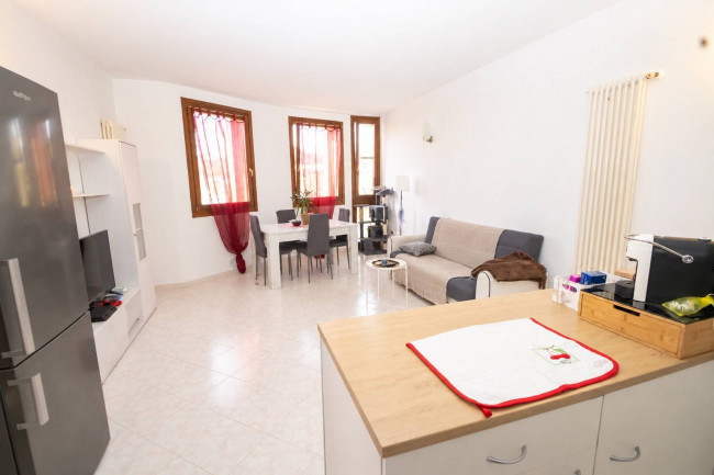 Appartamento  in <br/> affitto a Bergantino