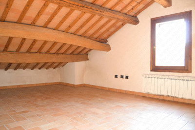 Porzione di bifamiliare in affitto a Castelmassa