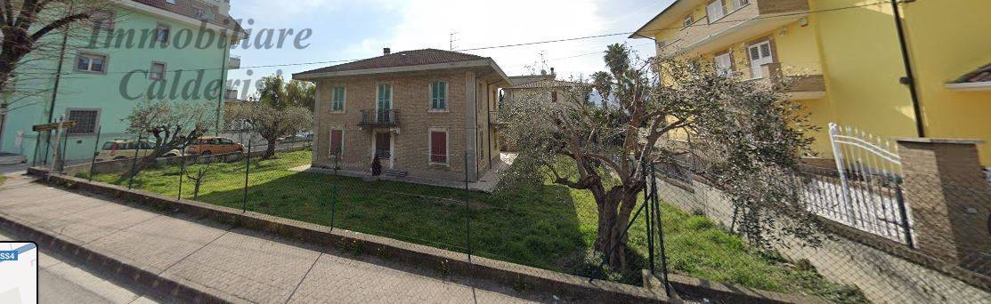 Porzione di casa in vendita a Porto D'ascoli, San Benedetto Del Tronto (AP)