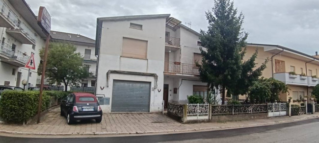 Casa singola in Vendita a Corropoli