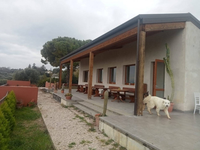 Villa in Vendita a Monteprandone