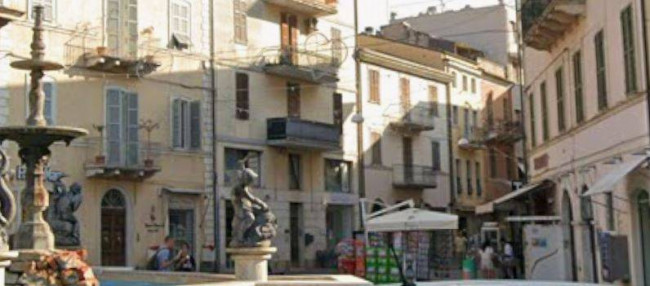 Locale commerciale in Affitto a San Benedetto del Tronto