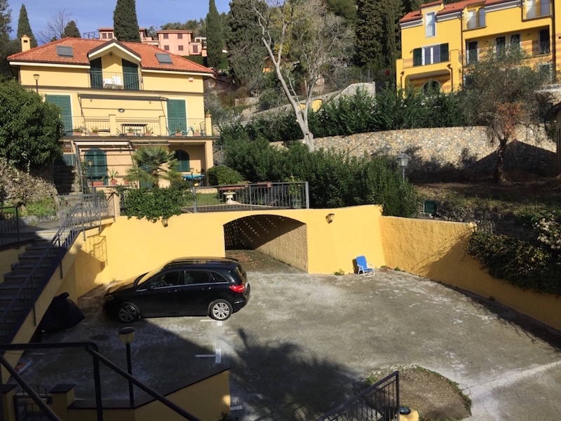 Appartamento ALASSIO vendita  Prima collina centro  Servizi Immobiliari srl