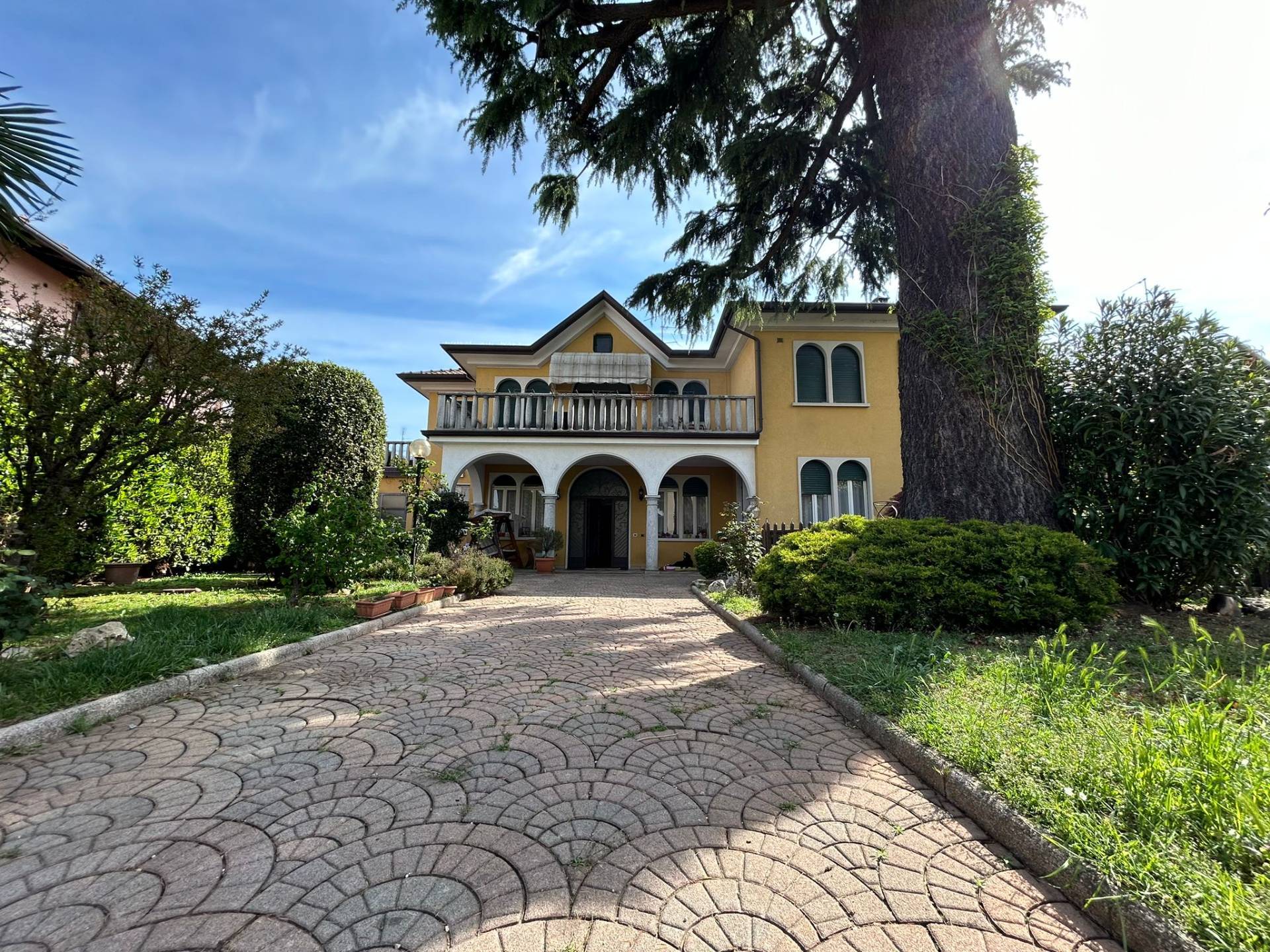 Vendita Villa unifamiliare Casa/Villa Gorla Maggiore 449668