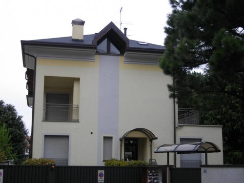 Ufficio in Affitto a Busto Arsizio