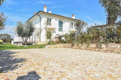 Villa in affitto stagionale a Pietrasanta