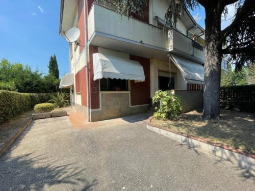 Appartamento in Vendita a Camaiore