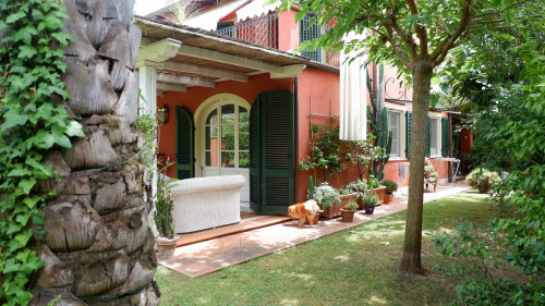 Single family house for sale in Forte dei Marmi