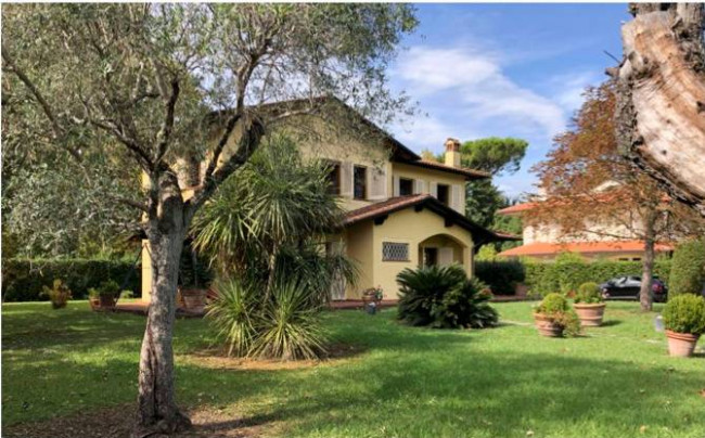 Villa in vendita a Forte dei Marmi