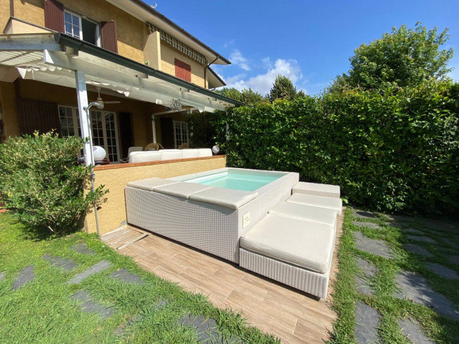  for sale in Forte dei Marmi