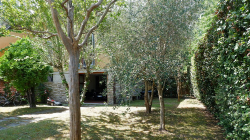 Small villa for sale in Pietrasanta