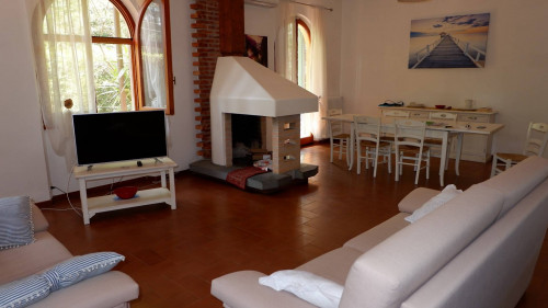 Small villa for sale in Pietrasanta