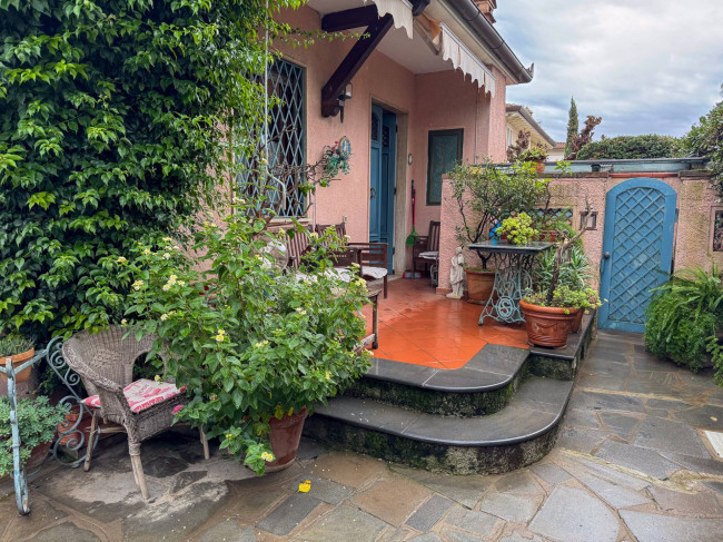 Single family house for sale in Forte dei Marmi