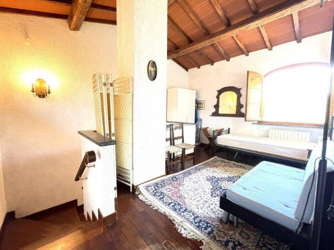 Rustic for sale in Camaiore