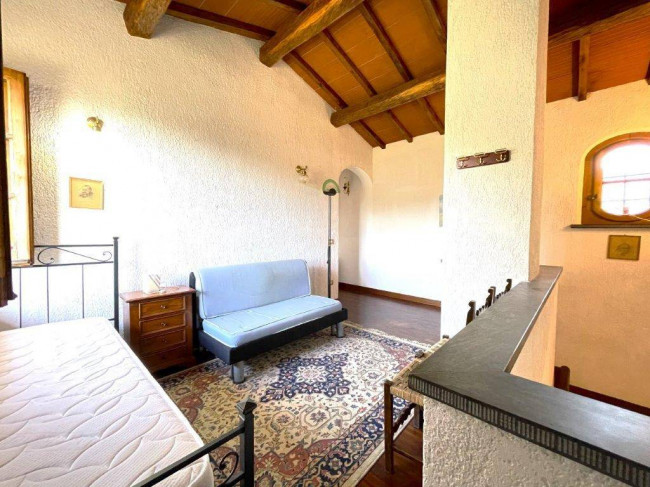 Rustic for sale in Camaiore