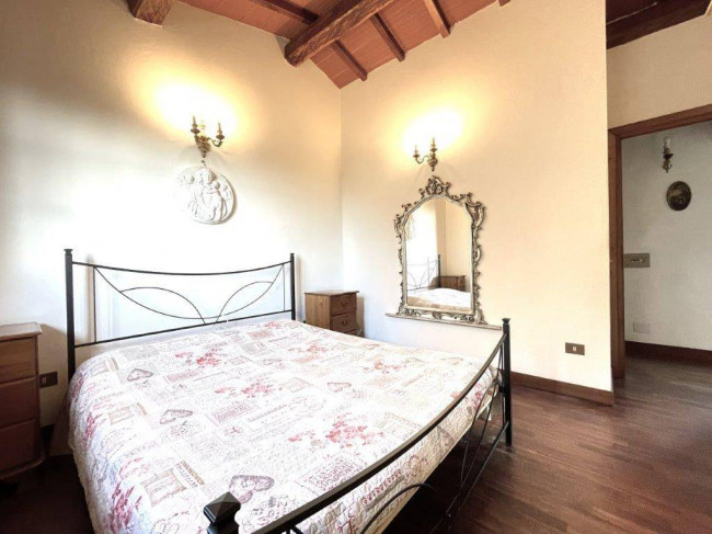Rustic for sale in Camaiore